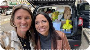 Canvasser knocking on door with link to sign up to canvass with DPOC